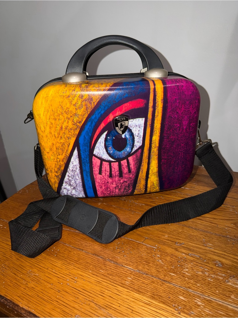 Heys Blue Gold Beauty Case hard-shell cosmetic and travel bag